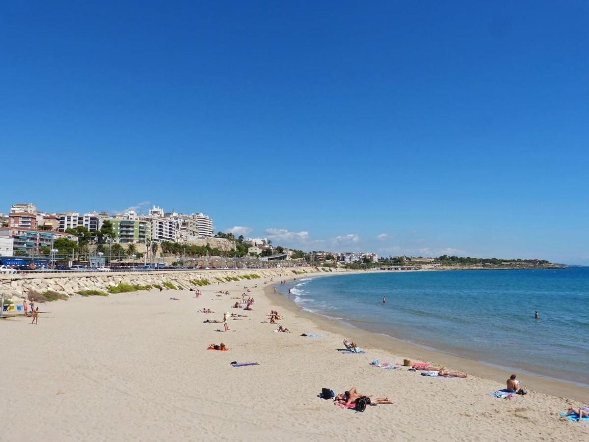 Atico Con Terraza Centro De Tarragona, Mi Refugio Apartment Luaran gambar